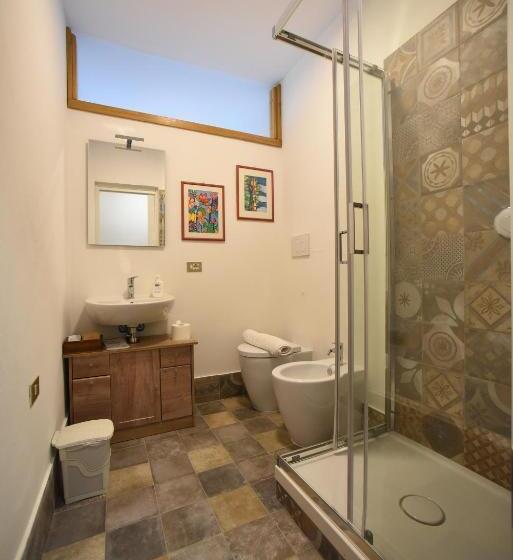 اتاق استاندارد, B&b La Riundela