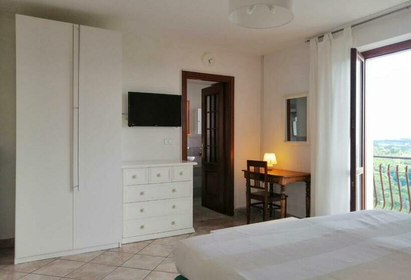 带大床的豪华间, Villa Belvedere Langhe