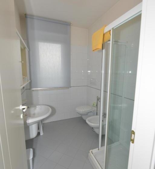 اتاق استاندارد سه تخته با بالکن, B&b La Casa Del Casale