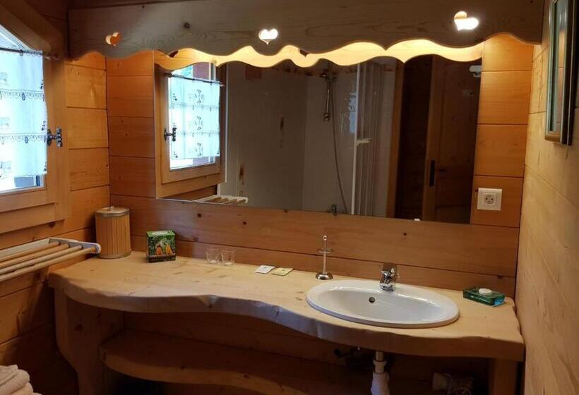 Люкс Вид на Горы, Les Genévriers