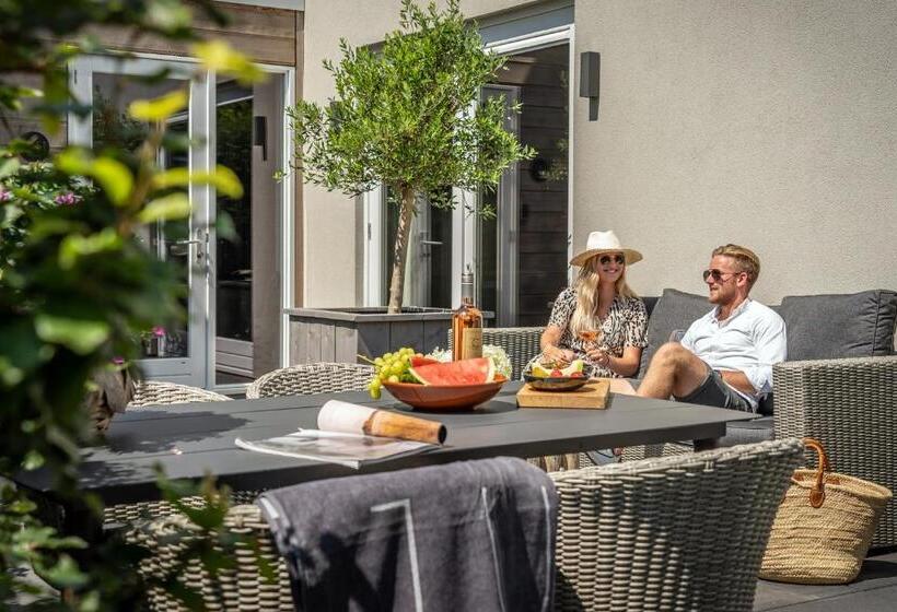 Апартаменты 2 Спальни, Just Texel Suites & Apartments