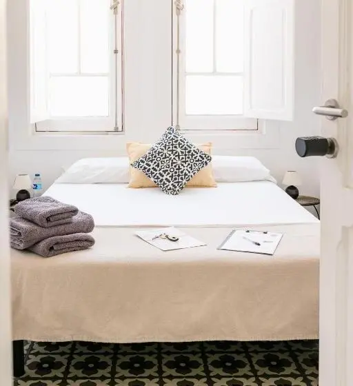 اتاق استاندارد با سرویس بهداشتی مشترک, Mapango Small Rooms