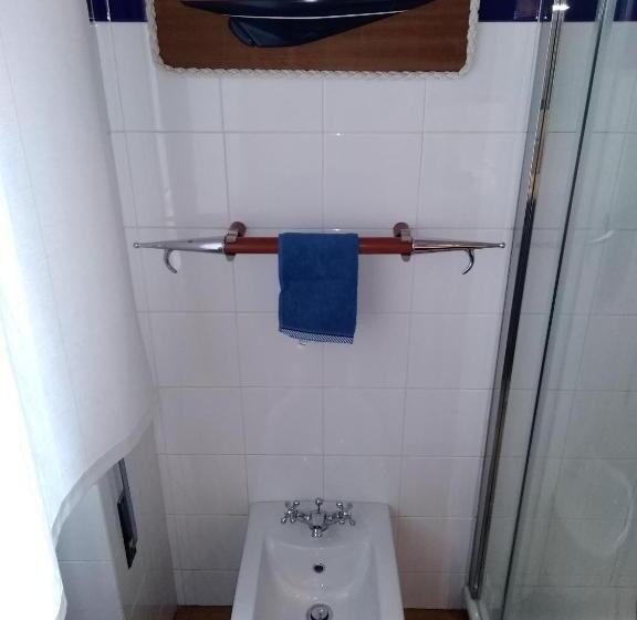 スタンダードルーム, B&b And Sail