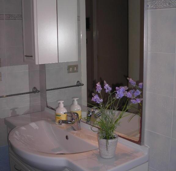 スタンダードトリプルルーム, B&b San Salvador