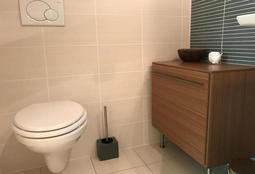 Трехместный Номер Стандарт Вид на Сад, Chambre D Hôtes La Dentalie