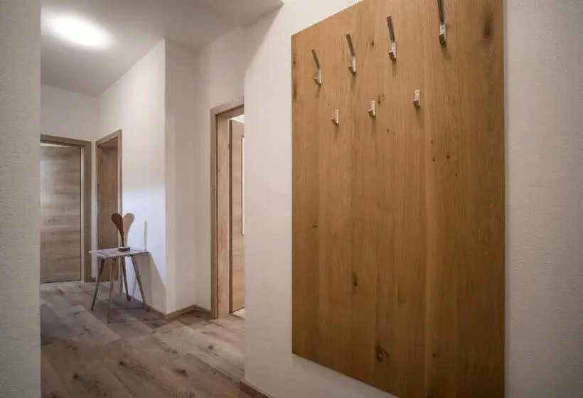 ３ベッドルームアパートメント, Haus Kreidl