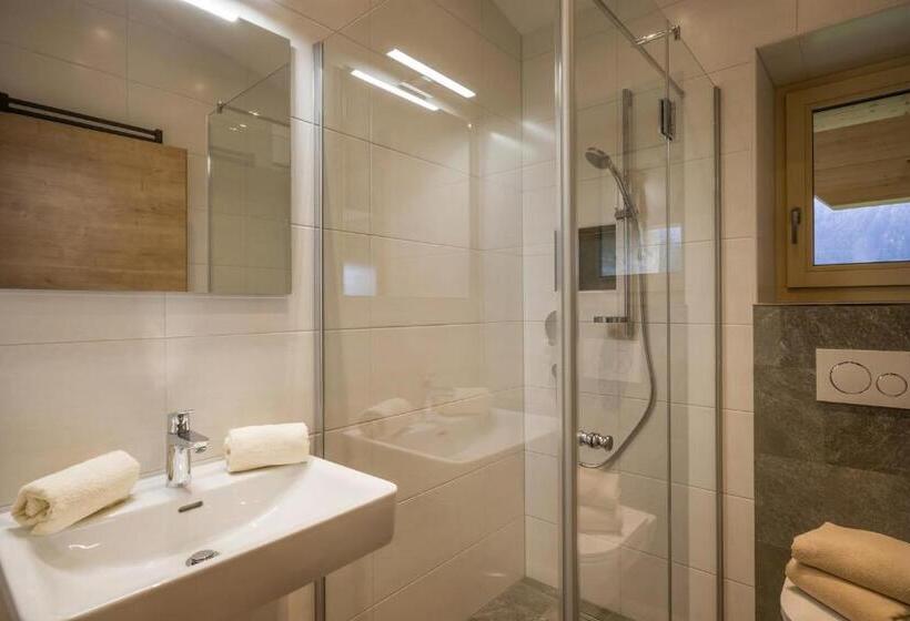 Апартаменты 3 Спальни, Haus Kreidl