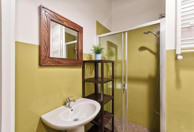 غرفة قياسية سرير كينج, Le Petit Coeur De La Ville