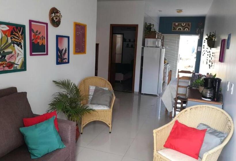 חדר סטנדרט לארבעה, Star House