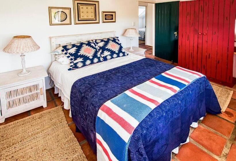 דירת שלושה חדרים, Oudewerfskloof Olive Farm