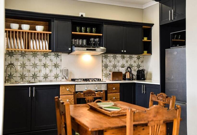 Студио Стандарт Кровать Кинг, Oudewerfskloof Olive Farm