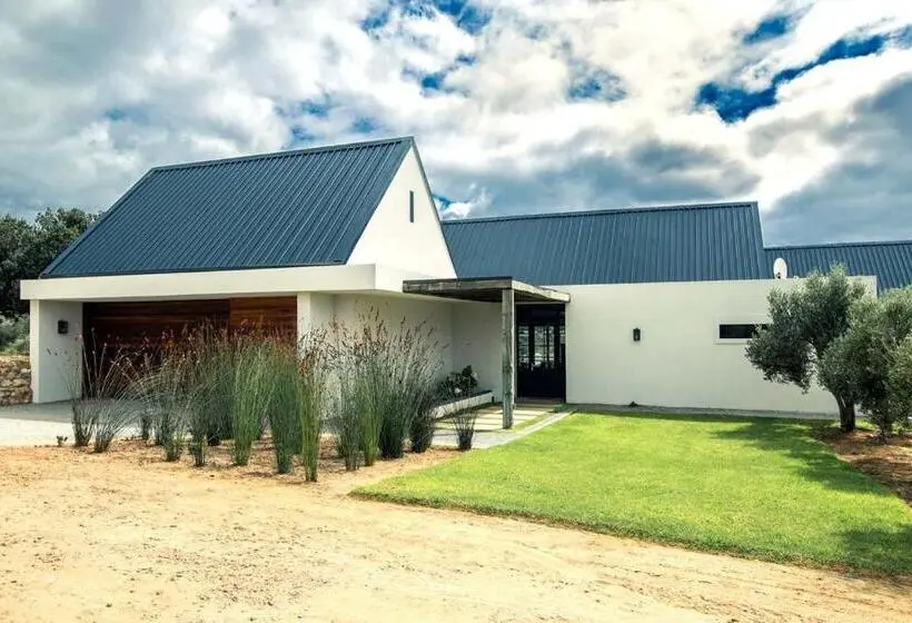 ２ベッドルームハウス, Oudewerfskloof Olive Farm