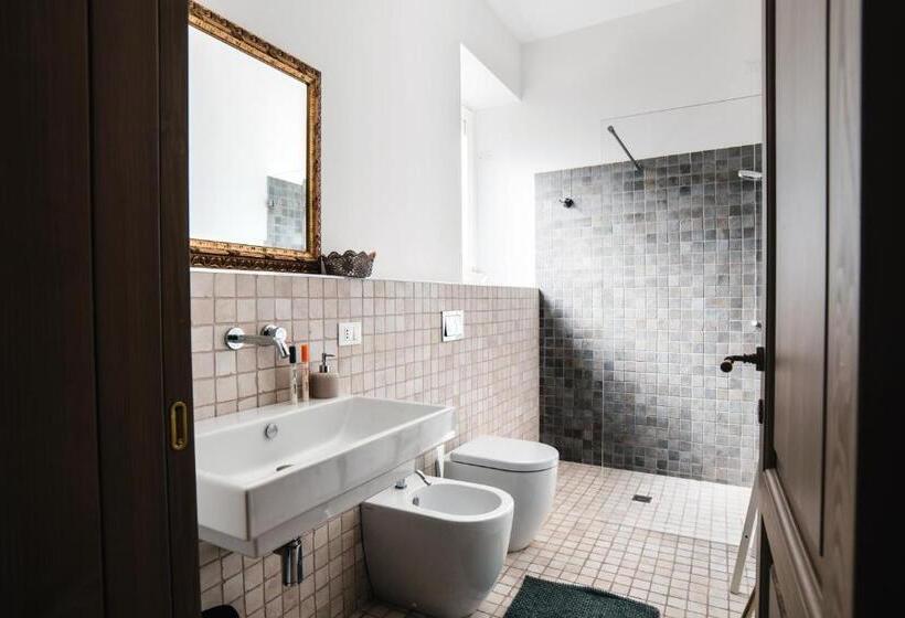 스탠다드 룸 킹사이즈 침대, Villa Santa Margherita