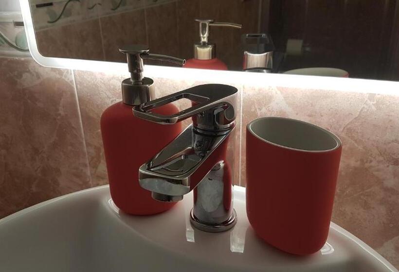 اتاق لوکس, Piccolo Poggio Apartments