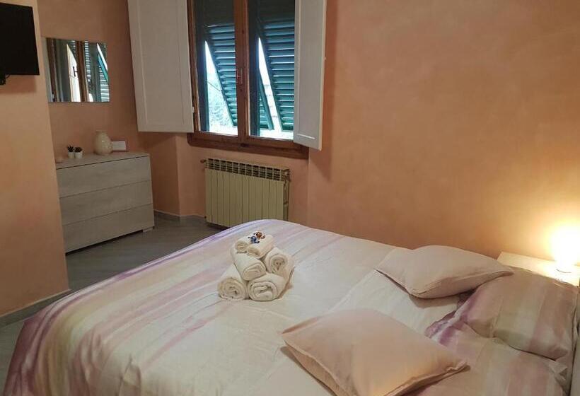 اتاق لوکس, Piccolo Poggio Apartments