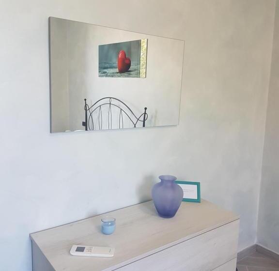 اتاق لوکس چهار تخته, Piccolo Poggio Apartments