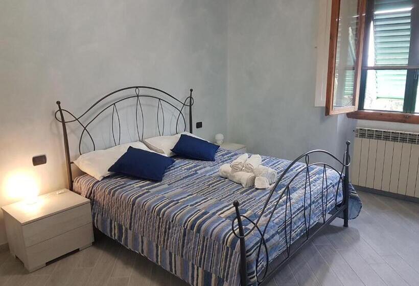 اتاق لوکس چهار تخته, Piccolo Poggio Apartments