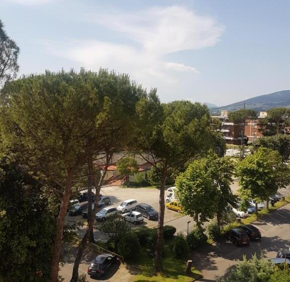 اتاق لوکس, Piccolo Poggio Apartments