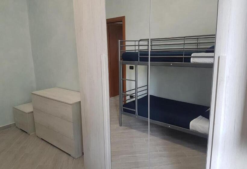 اتاق لوکس چهار تخته, Piccolo Poggio Apartments