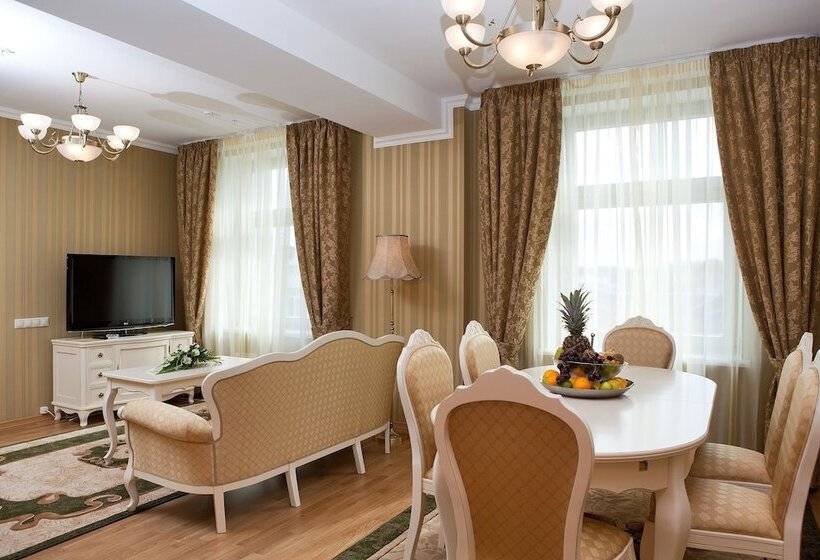 Люкс Superior, Azimut Hotel Yaroslavl
