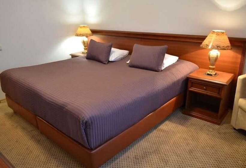 Номер Superior, Azimut Hotel Yaroslavl