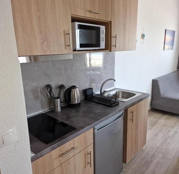 高品质的四人房间, Blue Eyes Apartments