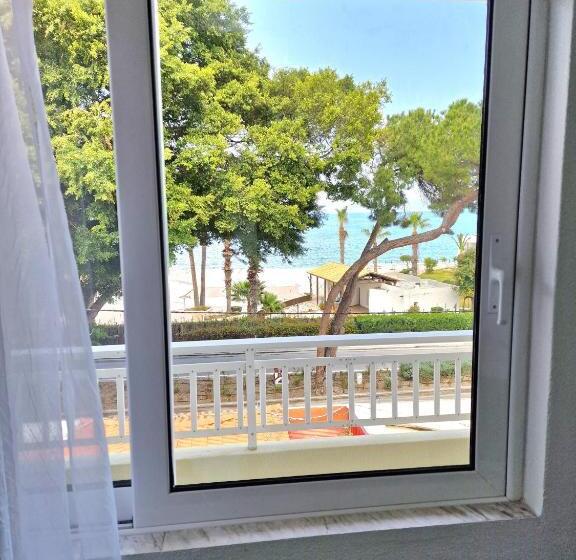 高品质的四人房间, Blue Eyes Apartments