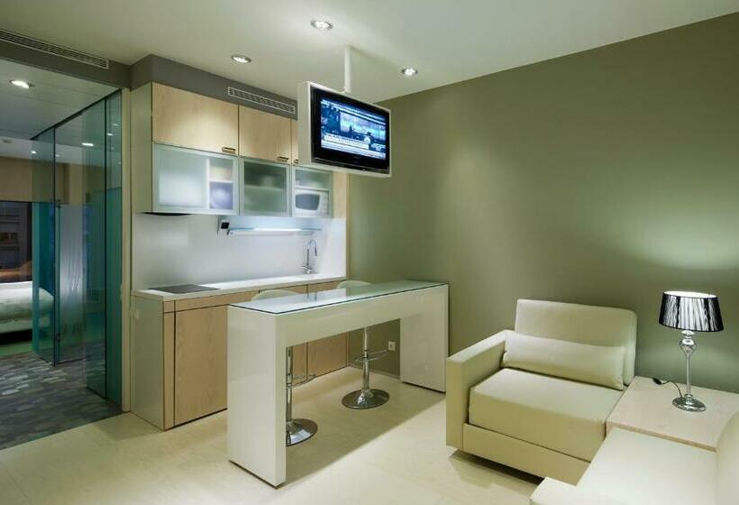 آپارتمان 1 خوابه, Ako Suites