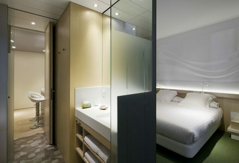 آپارتمان 1 خوابه, Ako Suites