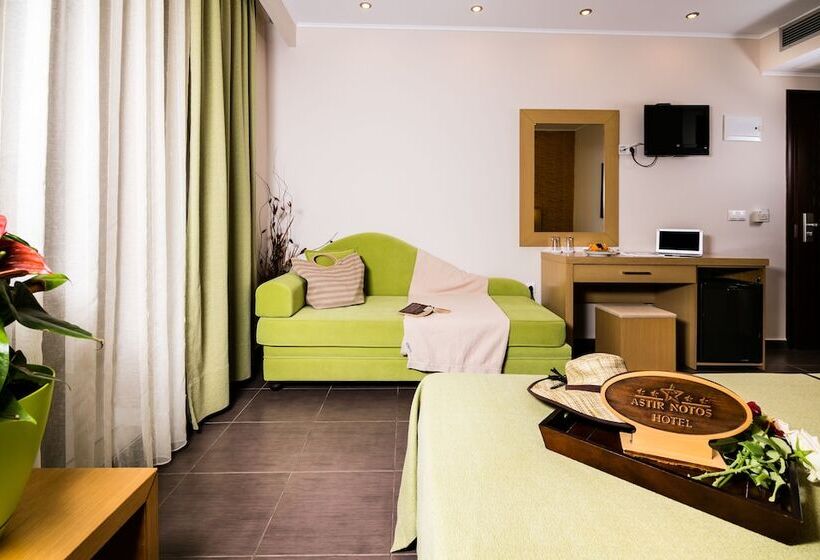 スタンダードルーム, Astir Notos