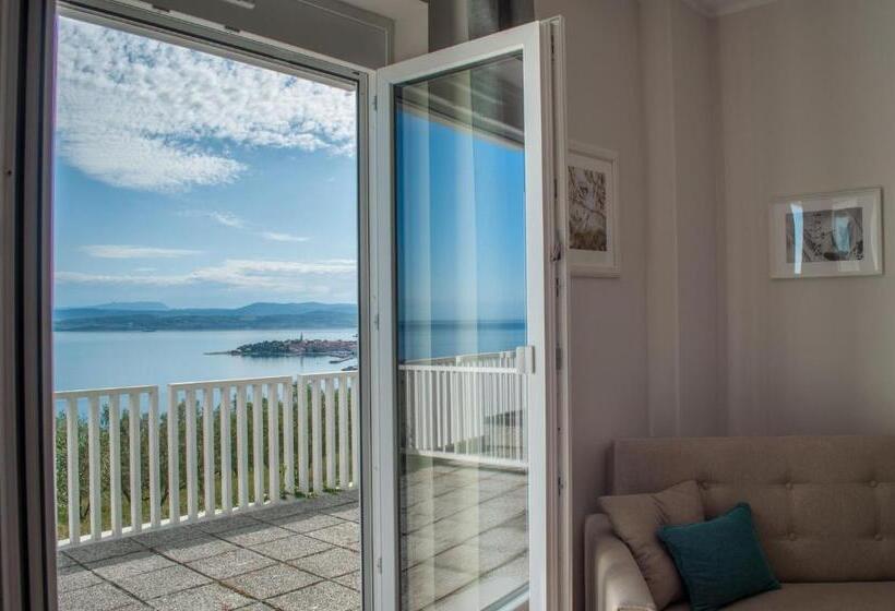 سوییت با چشمانداز دریا, Belvedere Resort Hotels