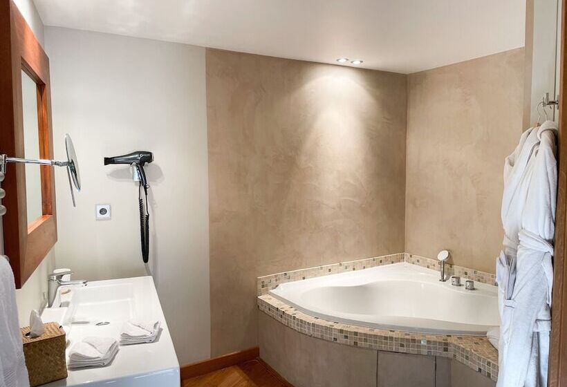 프레스티지 트리플 룸, Cannes Villa St Barth