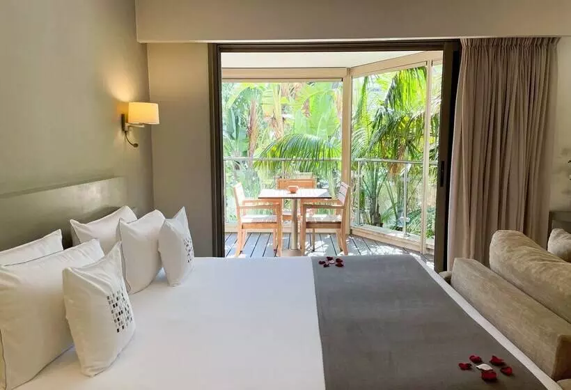 Prestige Triple Room, Cannes Villa St Barth