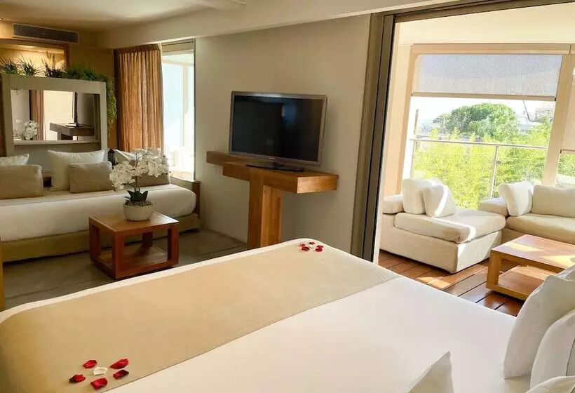 سوئیت رویال, Cannes Villa St Barth