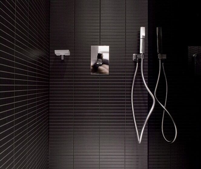 غرفة قياسية, Carbon