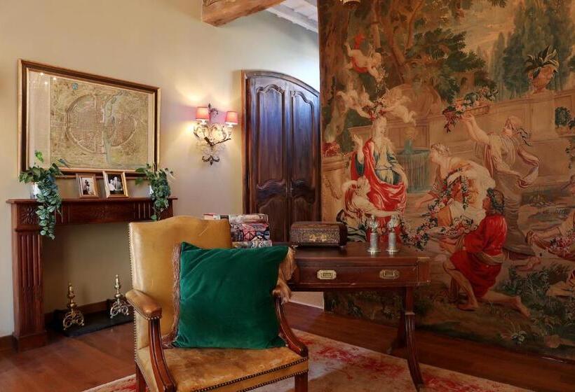 Люкс, Chambres D Hôtes La Tour Sainte Cécile