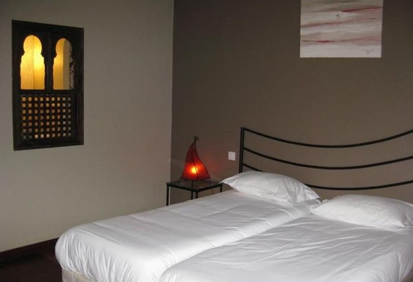 클래식 룸, De La Gare