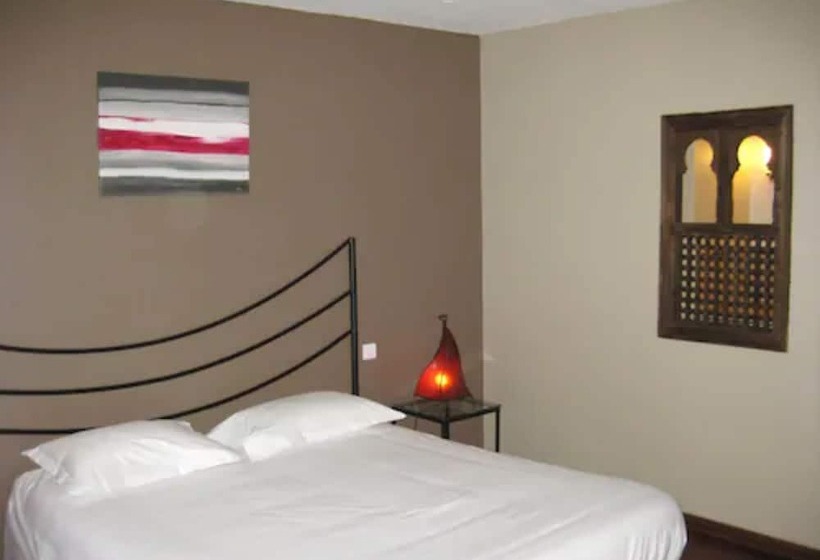 클래식 룸, De La Gare