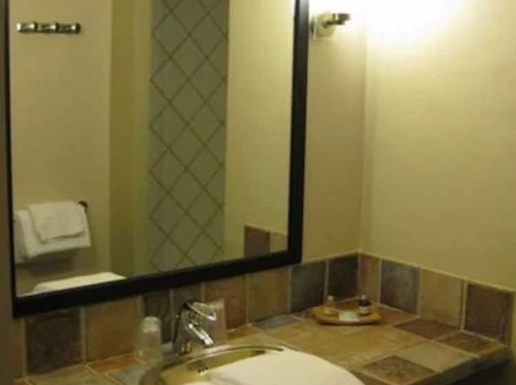 스탠다드 룸, De La Gare