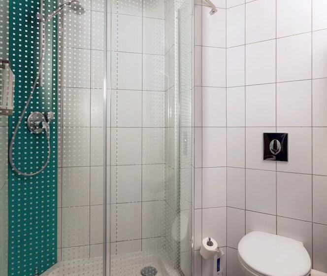 스탠다드 룸 더블 침대, Ibis Nizhny Novgorod