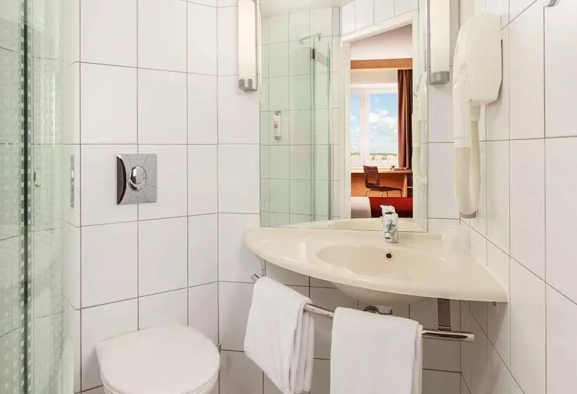 ダブルベッドスタンダードルーム, Ibis Nizhny Novgorod