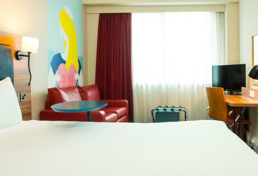 Номер Стандарт, Ibis Styles Birmingham Nec & Airport