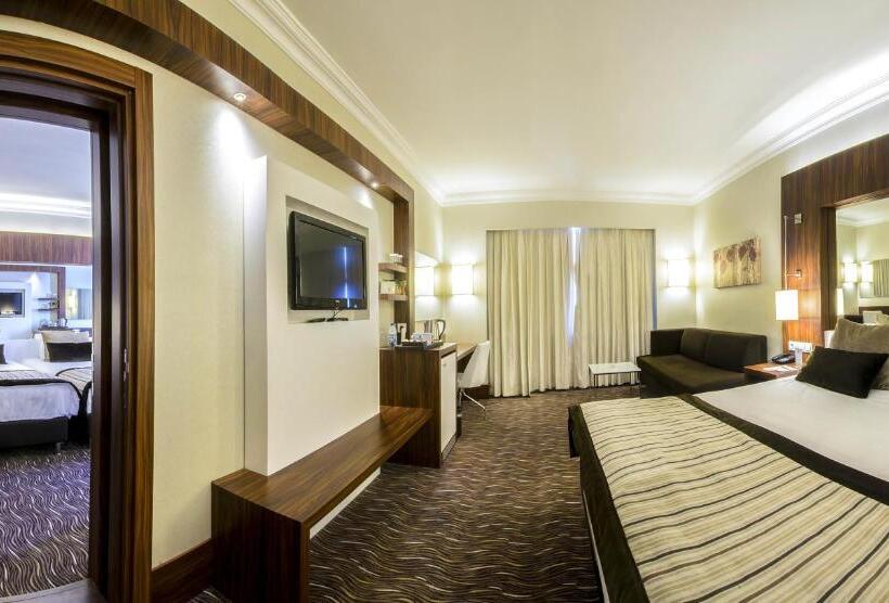 Семейный Номер Классика, Ikbal Thermal Hotel & Spa Afyon