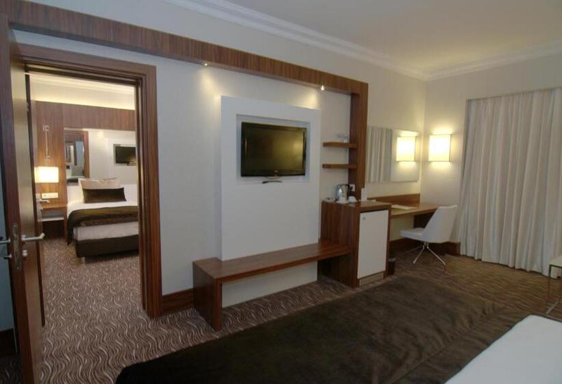 Семейный Номер Классика, Ikbal Thermal Hotel & Spa Afyon