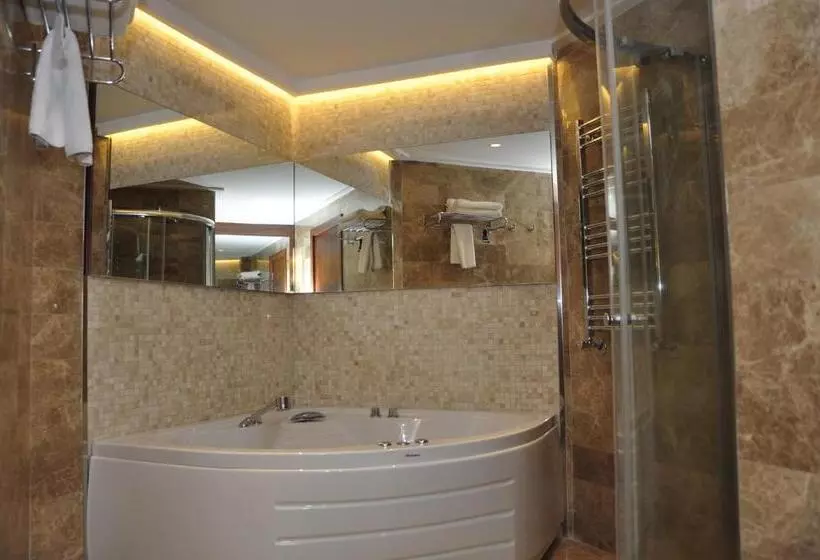 Sviitti King-vuode, Ikbal Thermal Hotel & Spa Afyon