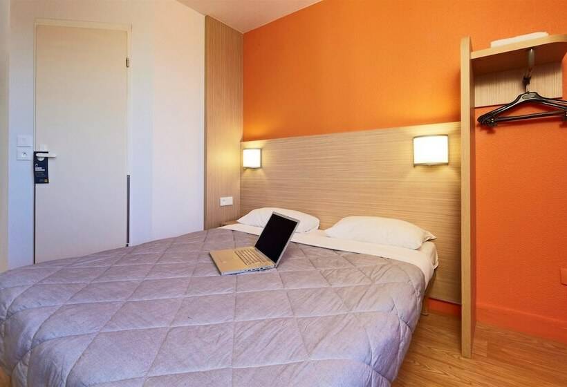 Номер Стандарт, Première Classe Marne La Vallée   Bussy Saint Georges