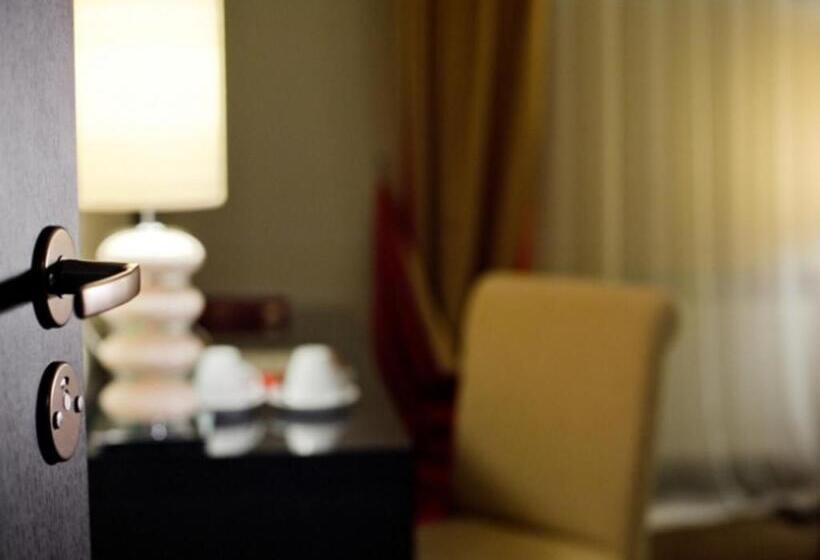 اتاق استاندارد, Optima Collection Troitska