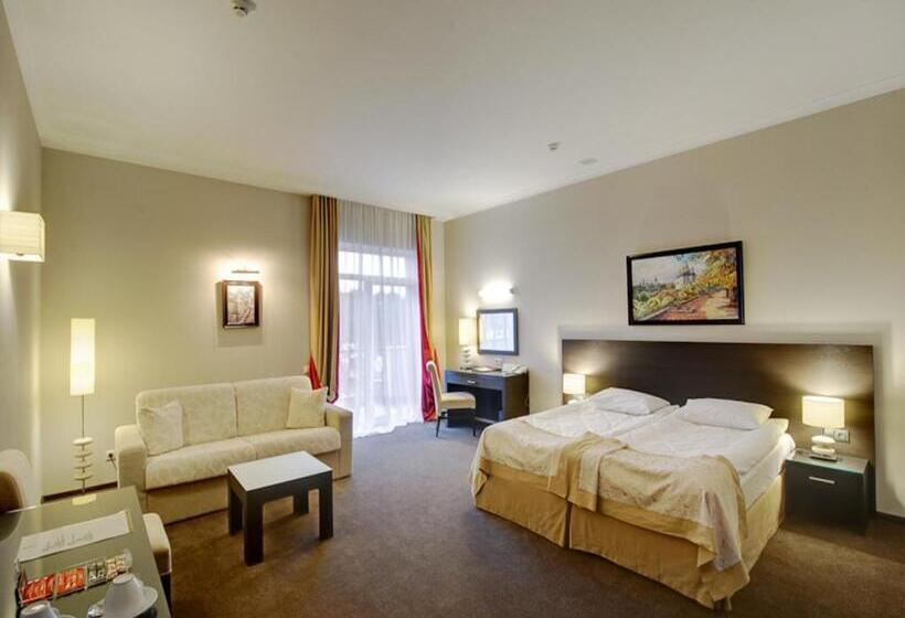 اتاق سوپریور, Optima Collection Troitska