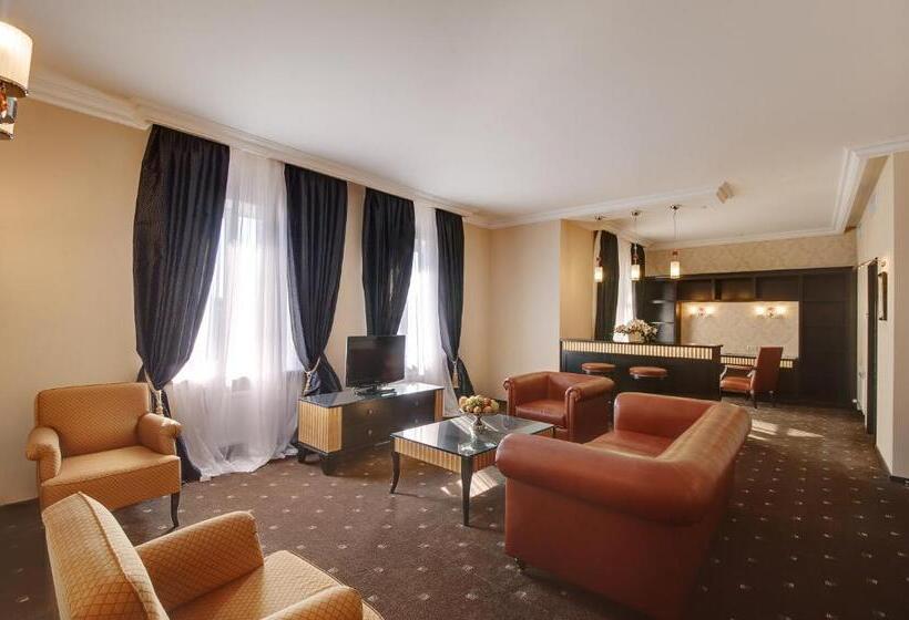 سوییت, Optima Collection Troitska