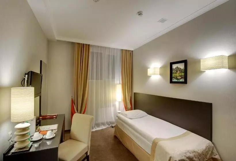 اتاق استاندارد یک نفره, Optima Collection Troitska